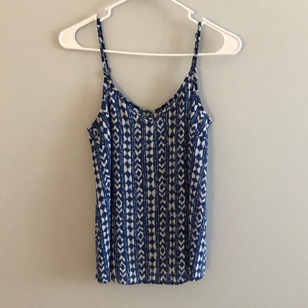 Patterned Blue+White V-Neck Cami